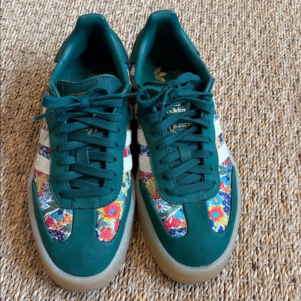Adidas Sambae Libert size 8.5